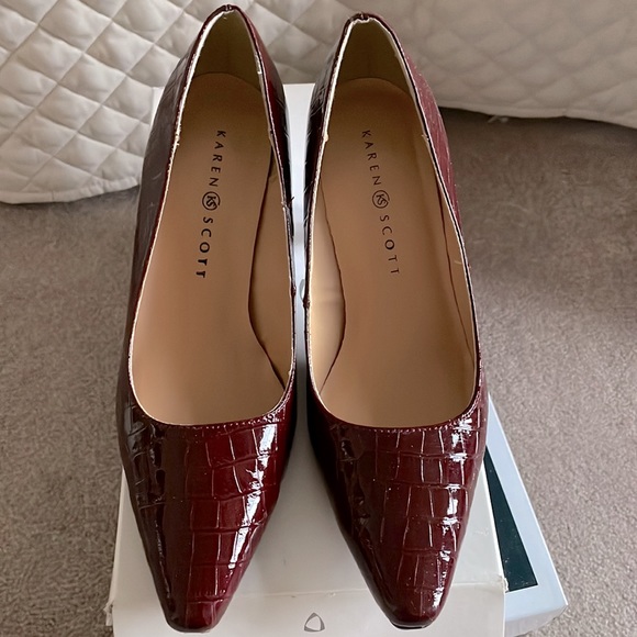 Like New Burgundy Patent Heels from Karen Scott - Picture 3 of 9